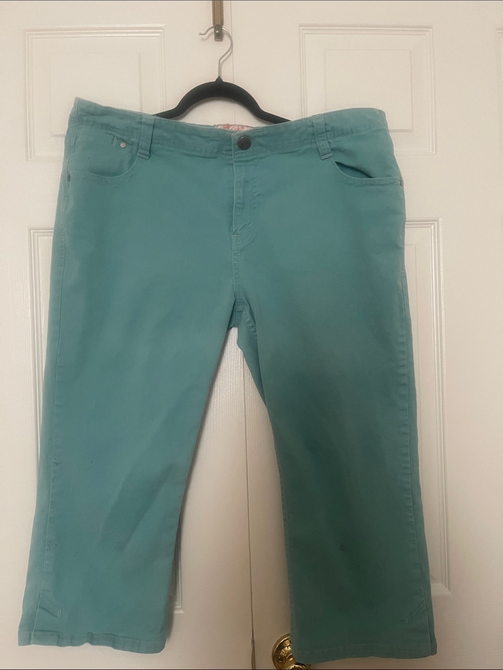 Women's Teal Cropped Jeans - Classic Mid-Rise Capri